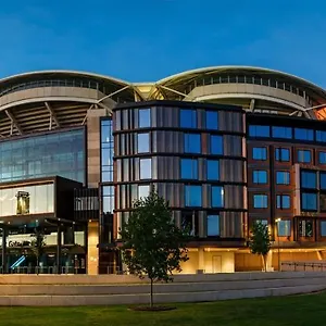 Oval At Oval 5*, Adelaide Australia