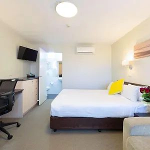 Ibis Styles Tall Trees 4*, Canberra Australia